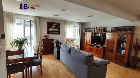 Foto 5 de Piso en venta en Bizkaia Kalea, Rontegui - Pormetxeta, Barakaldo