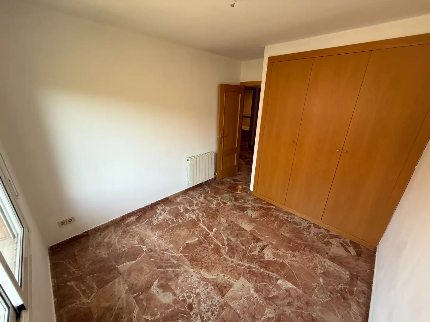 Einfamilien-Reihenhaus zum Verkauf in L'Ametlla del Vallès mit Klimaanlage, Heizung und Privatgarten