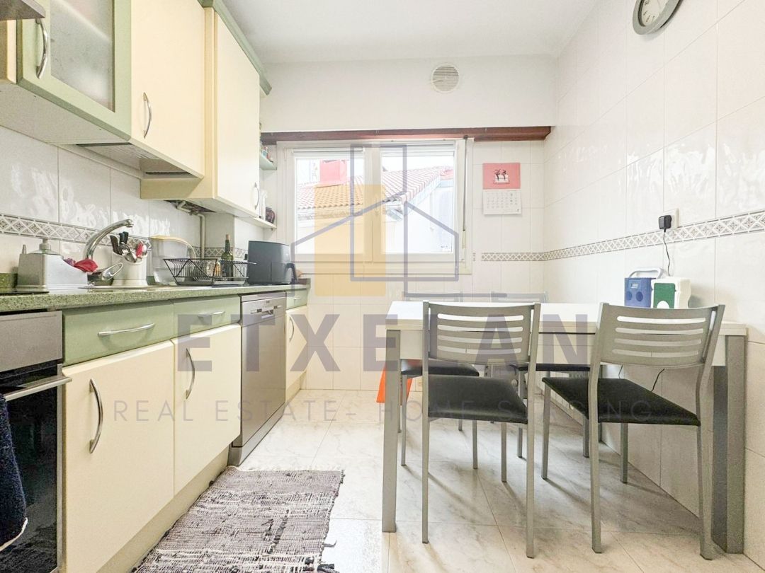 Küche von Wohnung zum verkauf in Elorrio mit Heizung, Abstellraum und Balkon