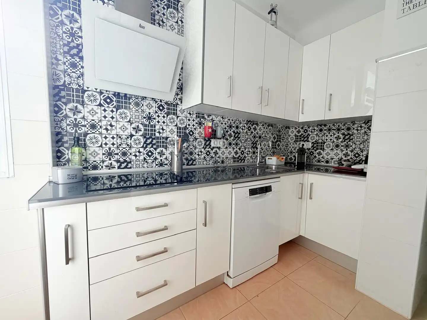 Cocina de Piso de alquiler en Cartagena con Aire acondicionado, Amueblado y Horno