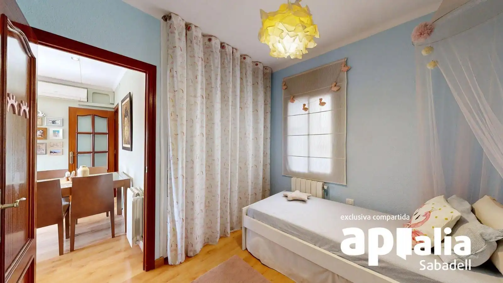 Bedroom of Flat for sale in Sabadell  with Heating, Parquet flooring and Terrace