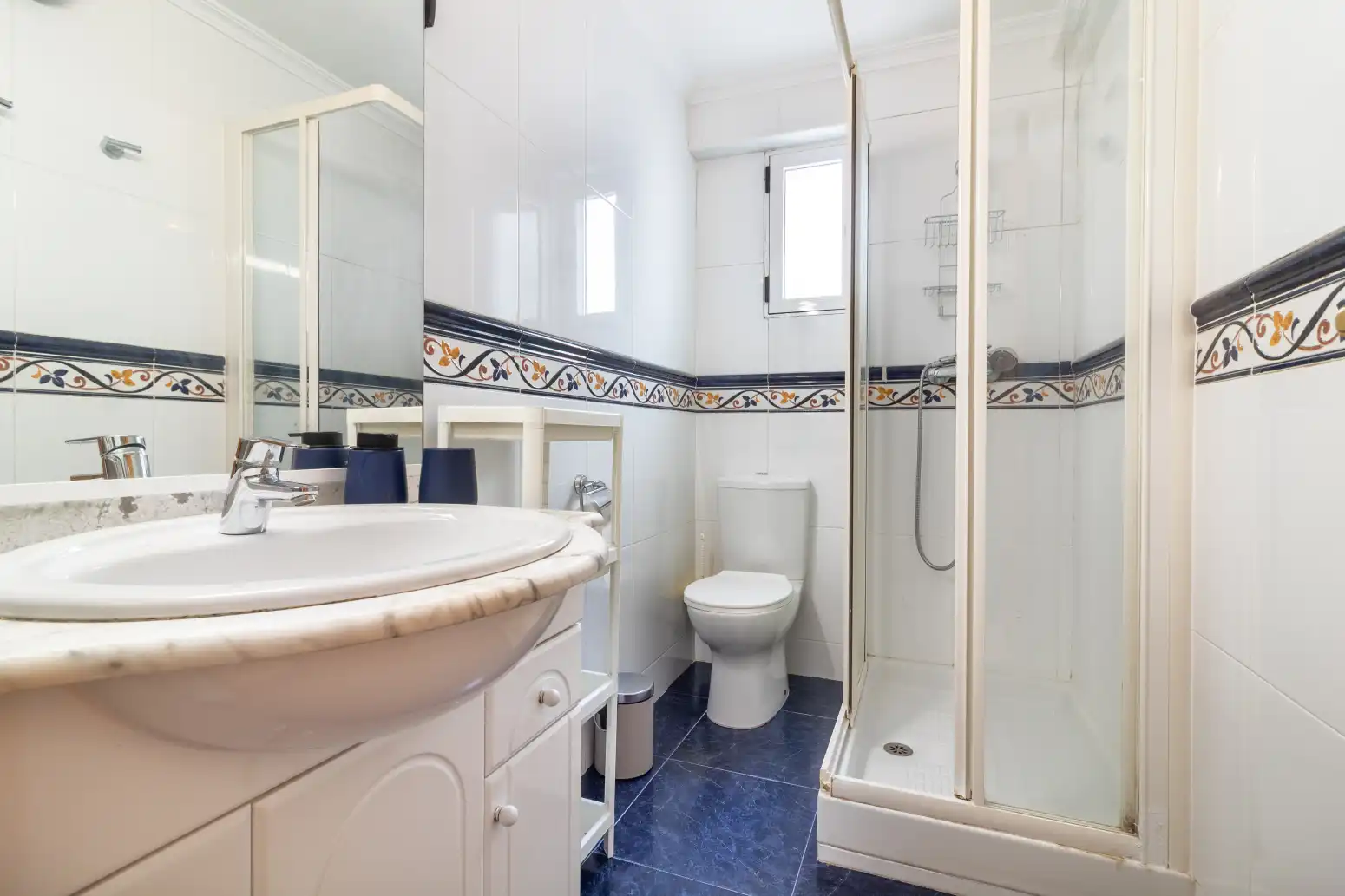 Bathroom of Flat for sale in Sagunto / Sagunt  with Air Conditioner, Heating and Storage room