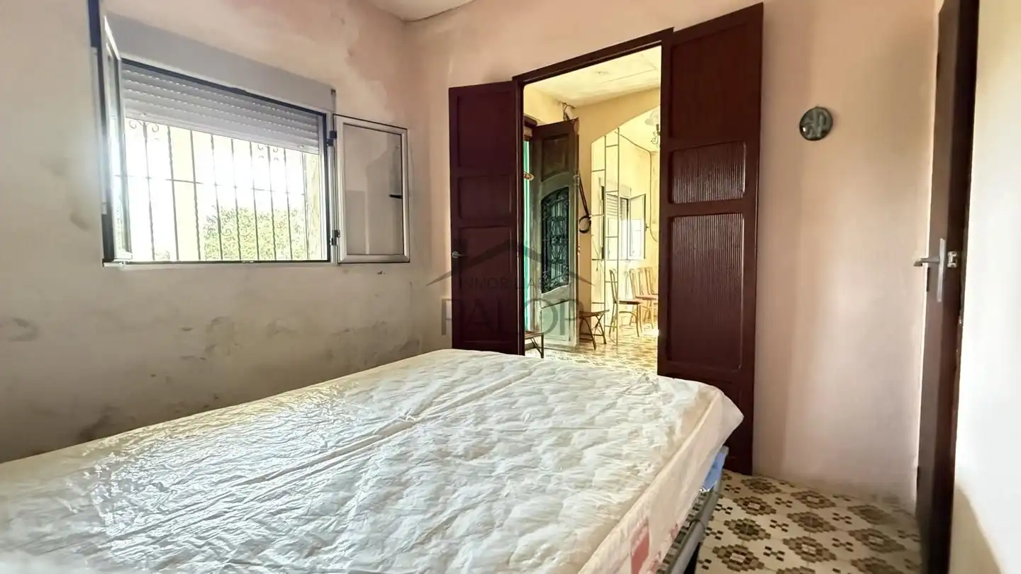 Dormitori de Casa o xalet en venda en Alzira amb Jardí privat, Terrassa i Traster