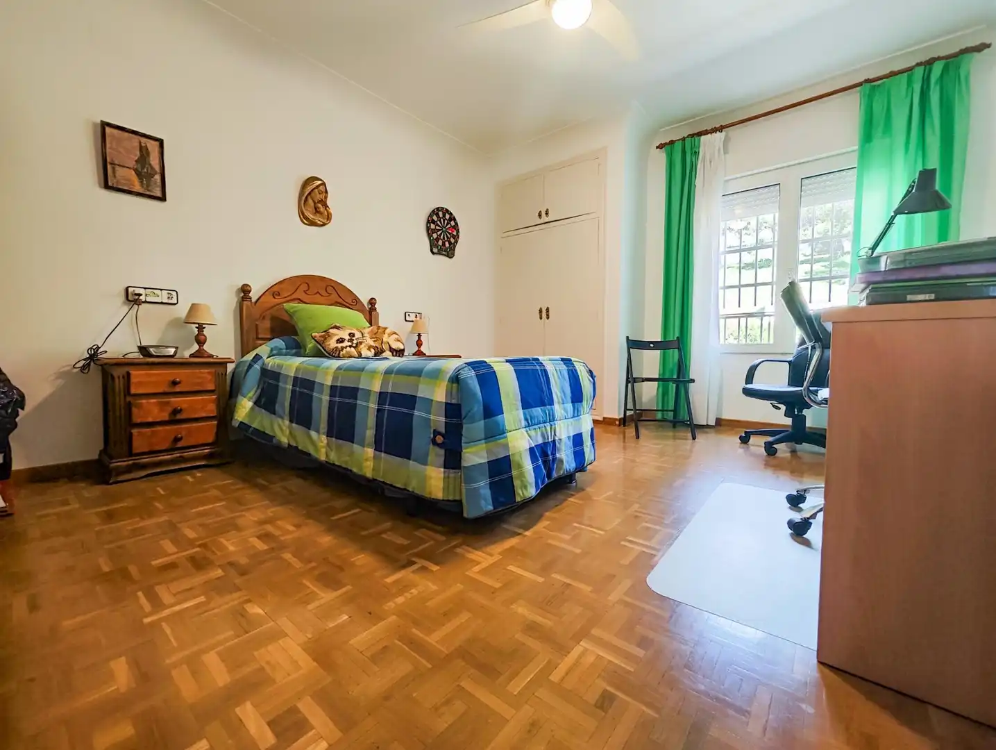 Habitación de Casa o chalet en venta en Puertollano con Aire acondicionado, Calefacción y Jardín privado
