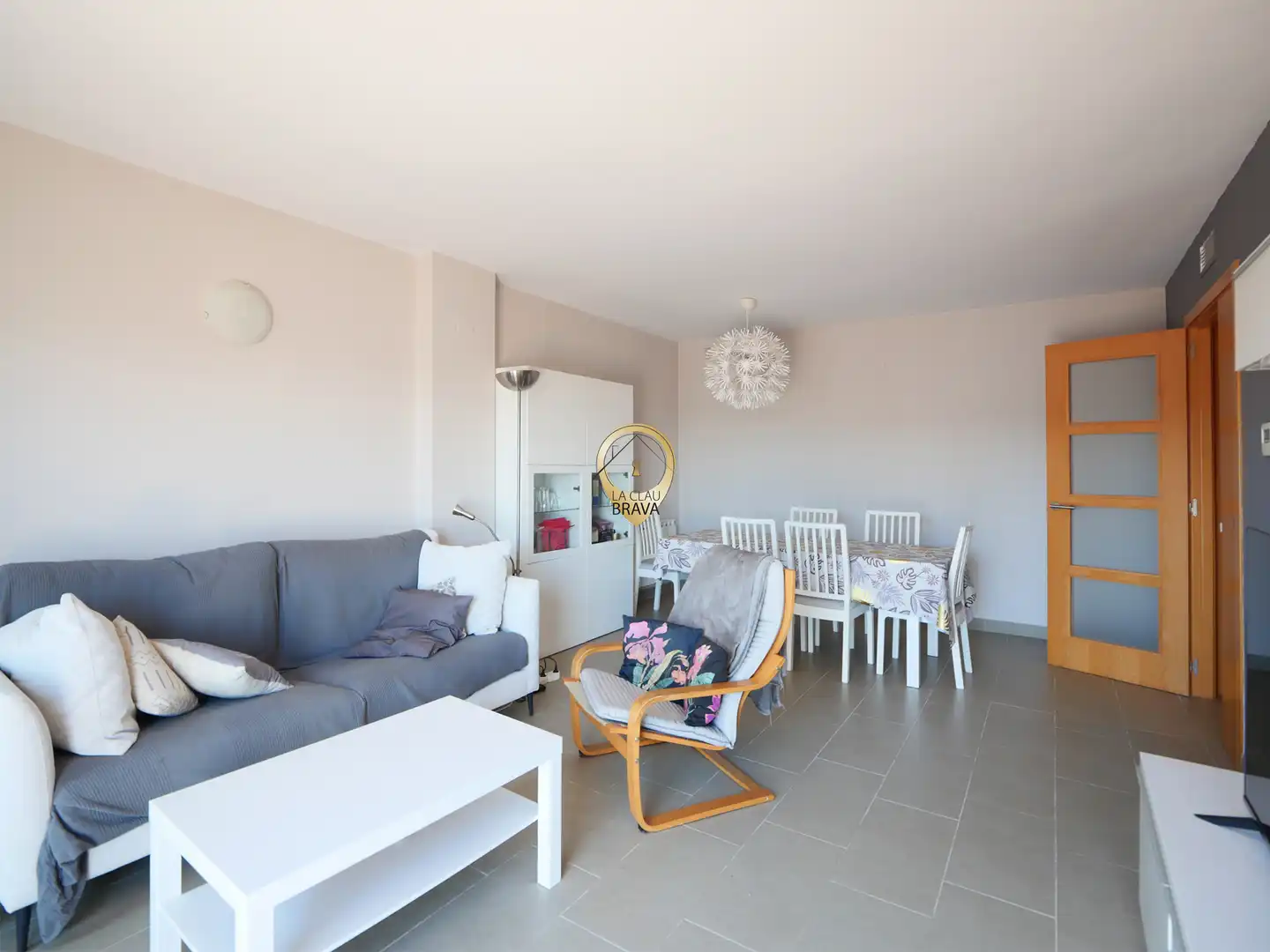 Living room of Flat for sale in Sant Feliu de Guíxols  with Air Conditioner, Heating and Terrace