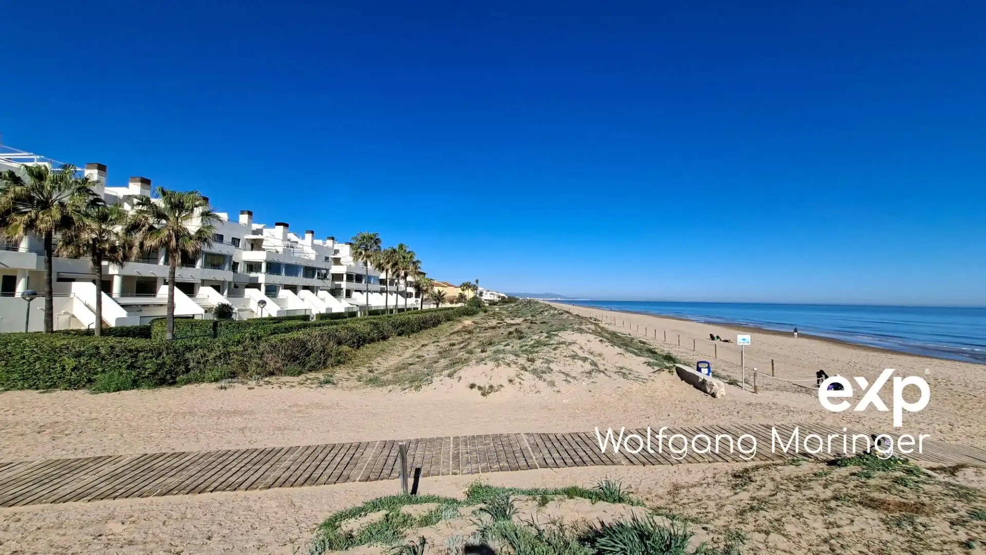 Exterior view of Attic for sale in Oliva  with Air Conditioner, Heating and Private garden