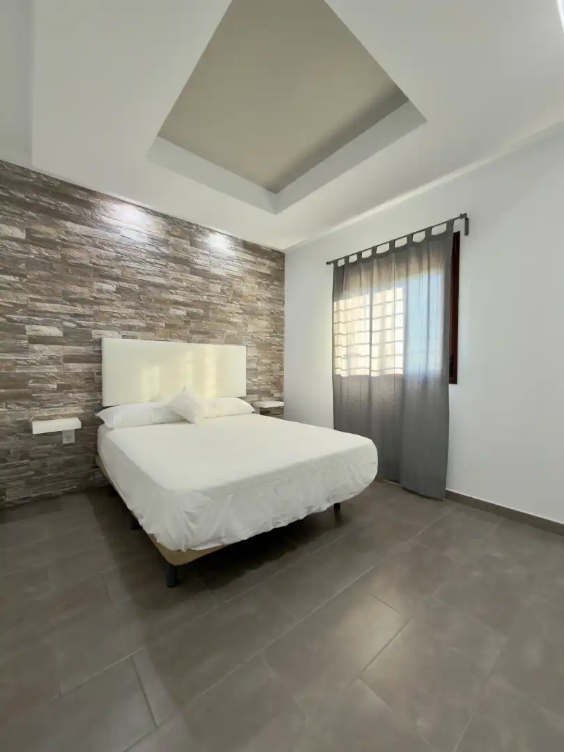 Habitación de Finca rústica en venta en Arcos de la Frontera con Aire acondicionado, Calefacción y Jardín privado