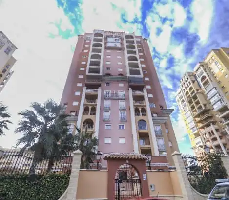 Vista exterior de Piso en venta en Torrevieja