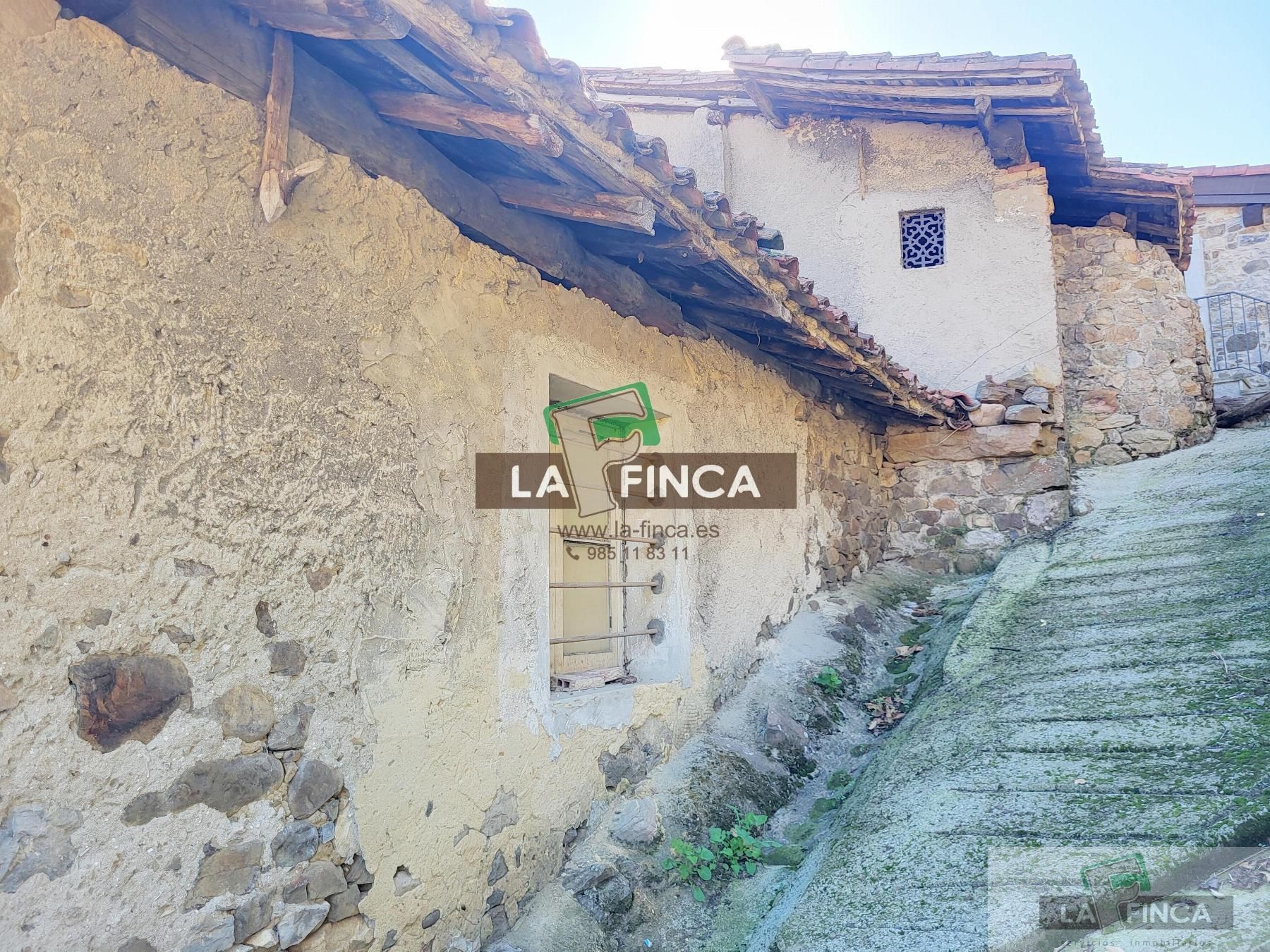 Casa o xalet en venda en Laviana amb Traster