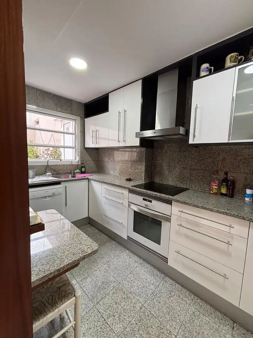 Cuina de Casa o xalet en venda en Centre - Sant Josep - Sanfeliu