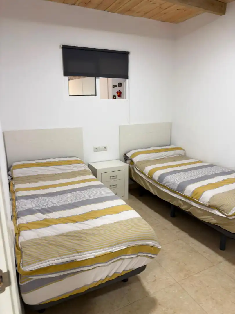 Dormitori de Casa o xalet en venda en Valdestillas amb Calefacció, Jardí privat i Terrassa