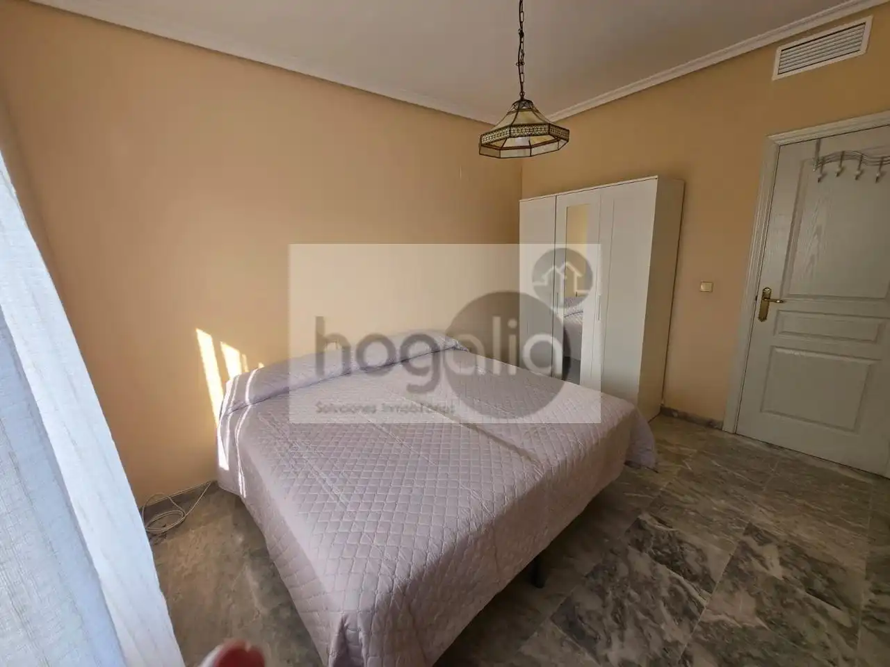 Bedroom of Flat for rent in Sevilla  with Air Conditioner, Terrace and Swimming Pool