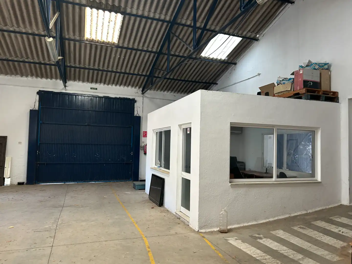 Nave industrial en venta en Canillas de Aceituno con Alarma