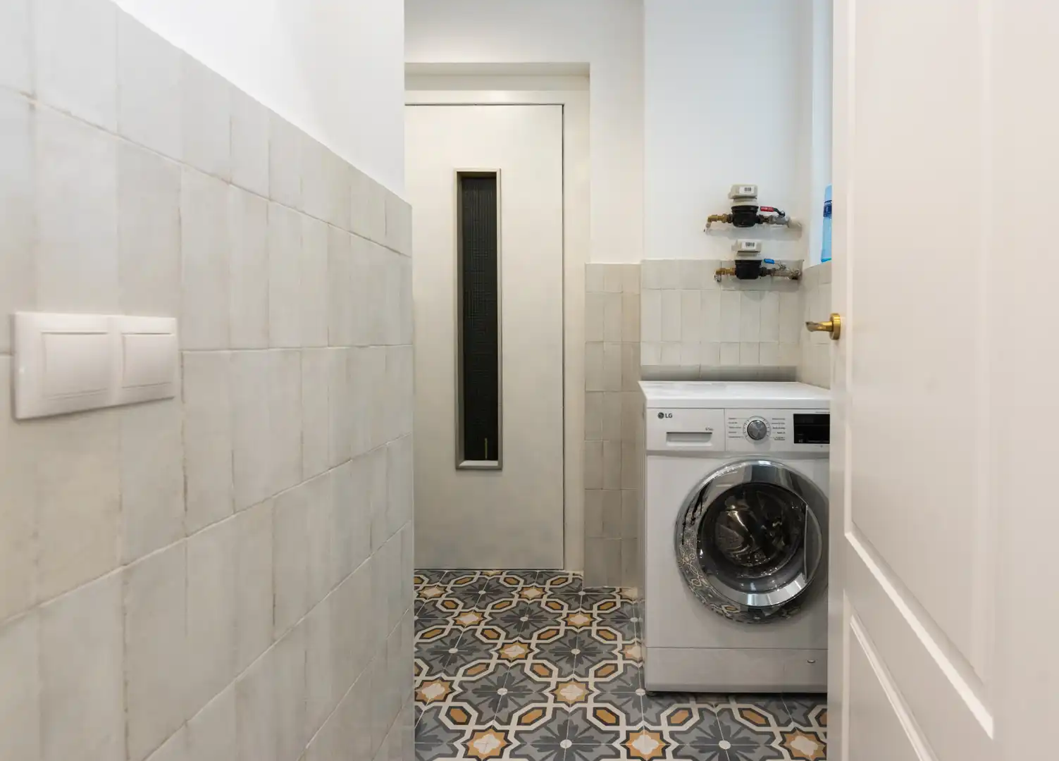 Bathroom of Flat for rent in Oviedo   with Heating and Terrace
