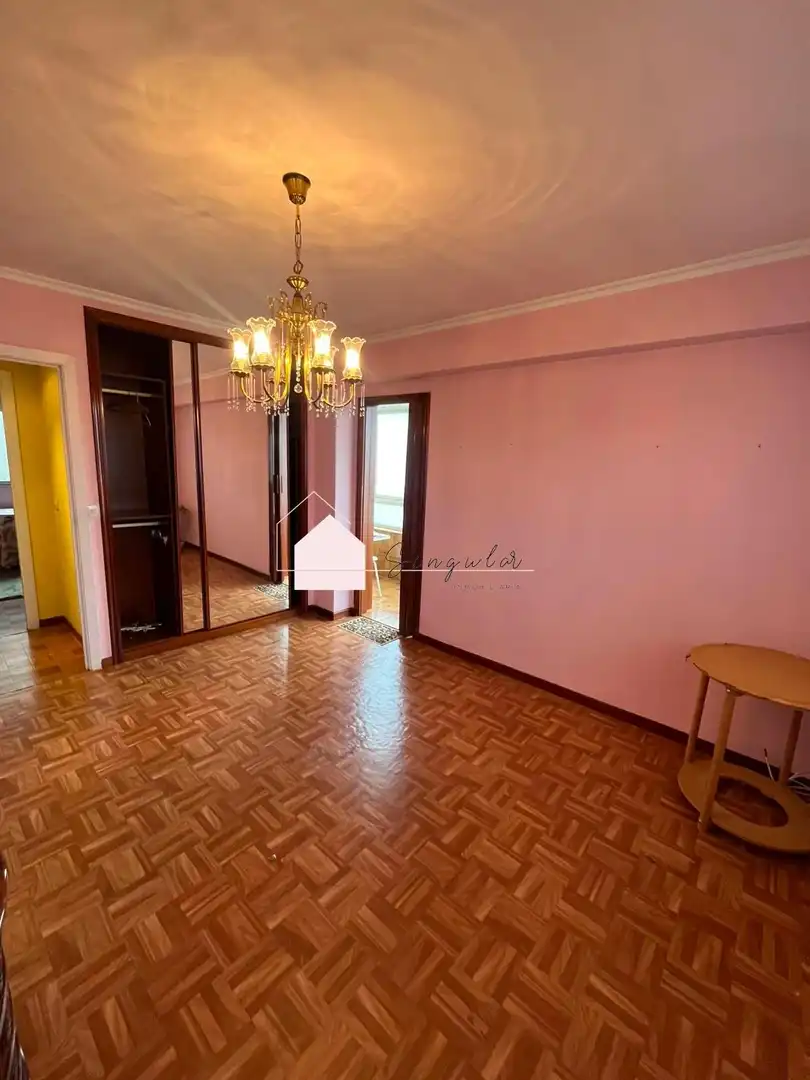 Habitación de Piso en venta en Vigo  con Trastero