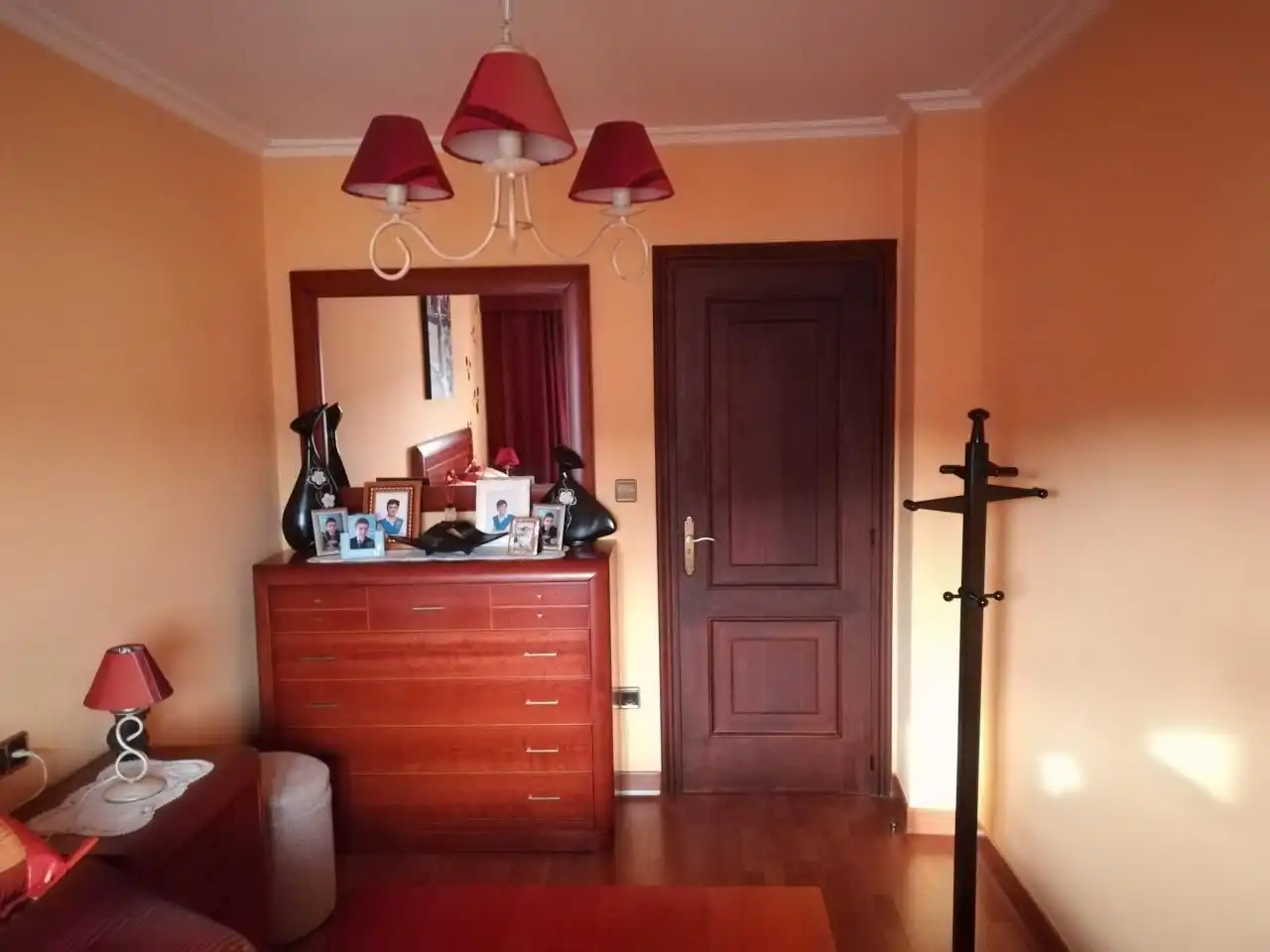 Habitación de Piso en venta en Ourense Capital  con Calefacción, Parquet y Trastero
