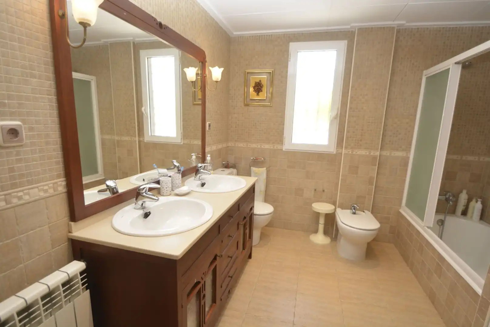 Badezimmer von Haus oder Chalet zum Verkauf in Molina de Segura mit Klimaanlage, Heizung und Privatgarten