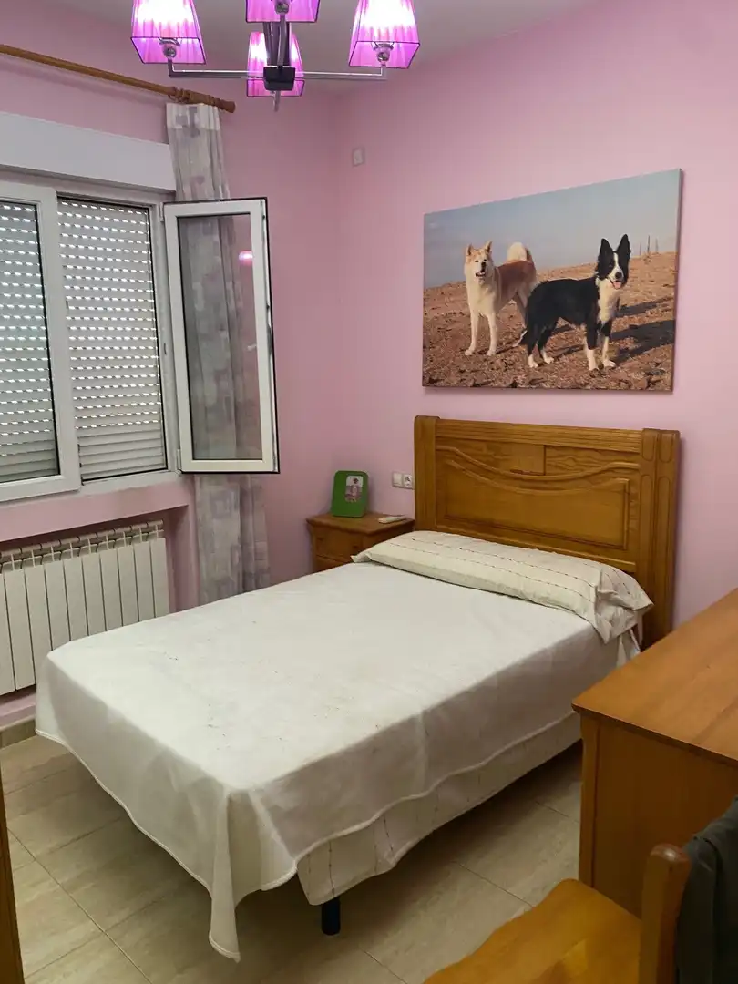 Dormitori de Dúplex en venda en Castuera amb Aire condicionat, Calefacció i Parquet