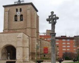 Vista exterior de Pis en venda en Burgos Capital amb Calefacció, Terrassa i Traster