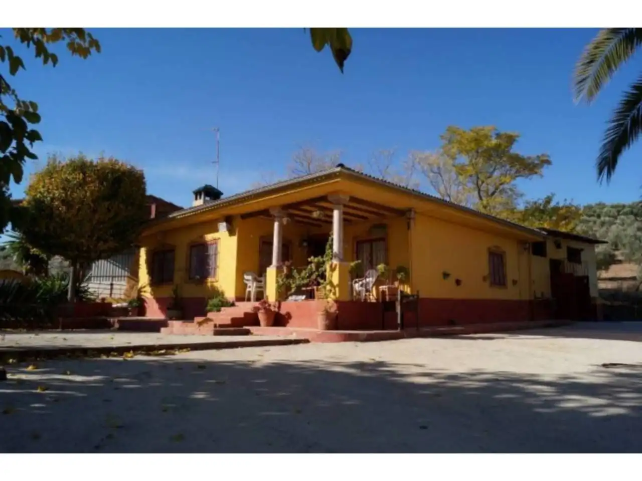 Villa zum Verkauf in Baena