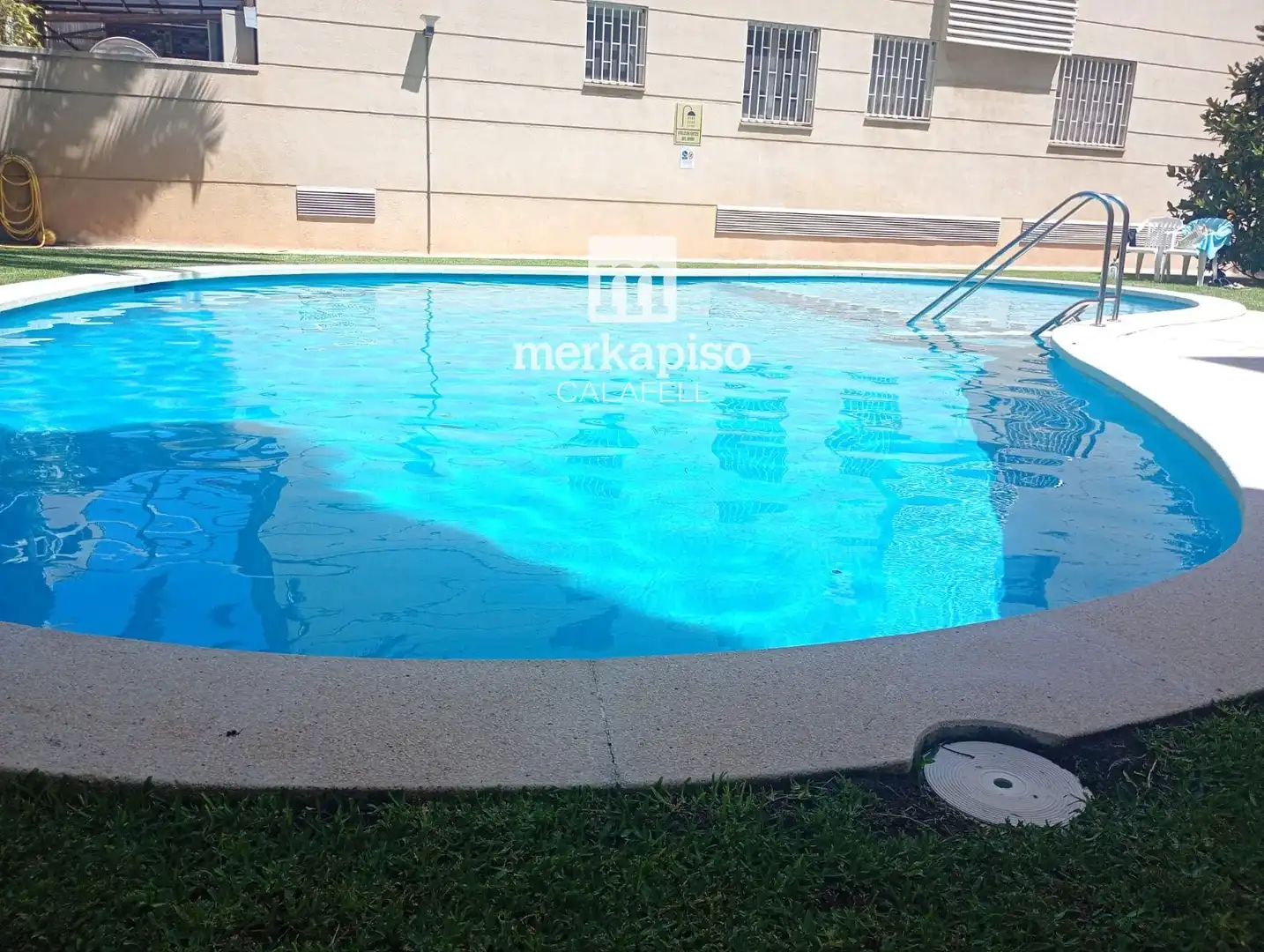Swimming pool of Flat for sale in Calafell  with Air Conditioner, Heating and Terrace