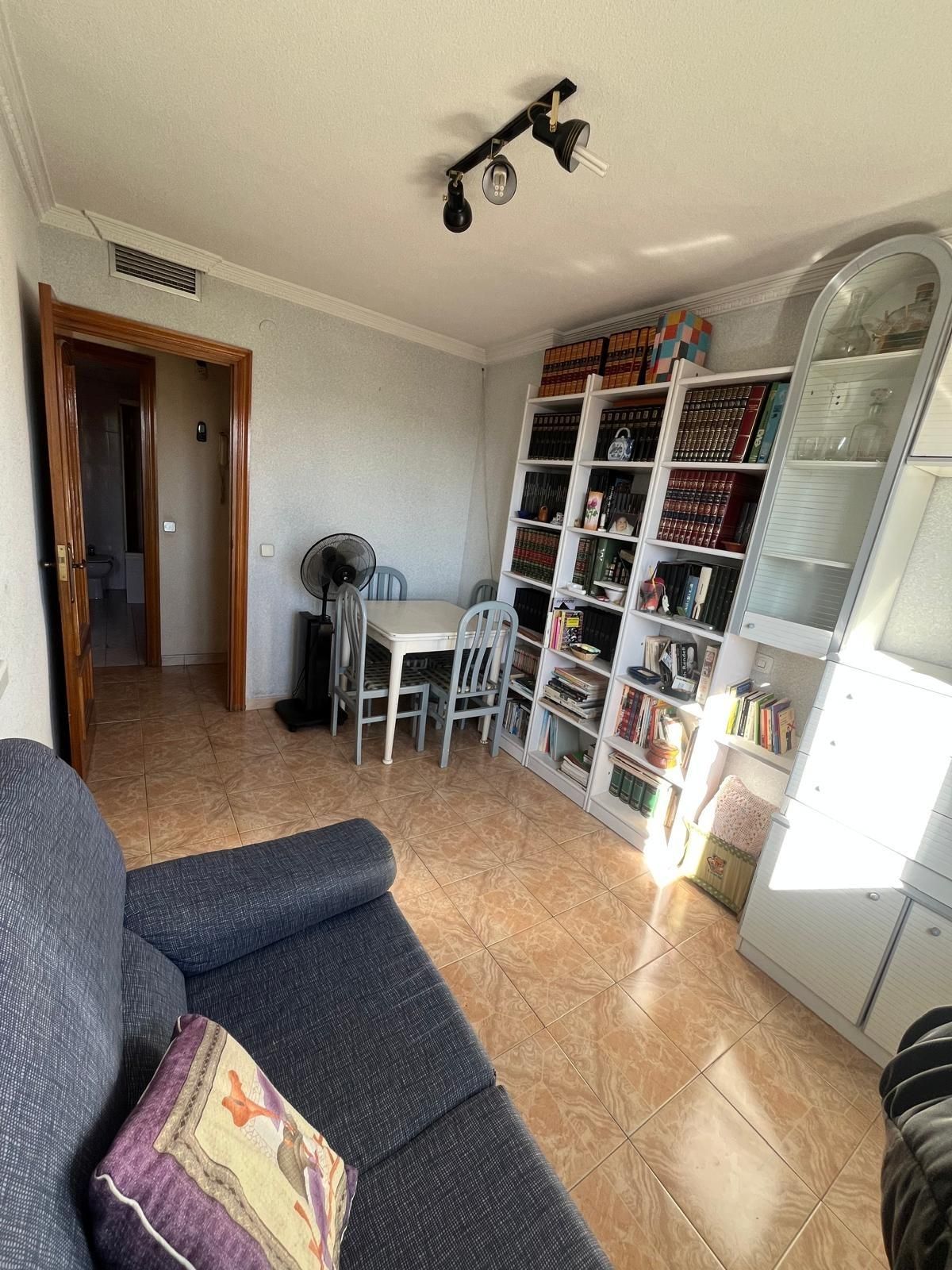 Living room of Flat for sale in Móstoles  with Air Conditioner, Heating and Terrace