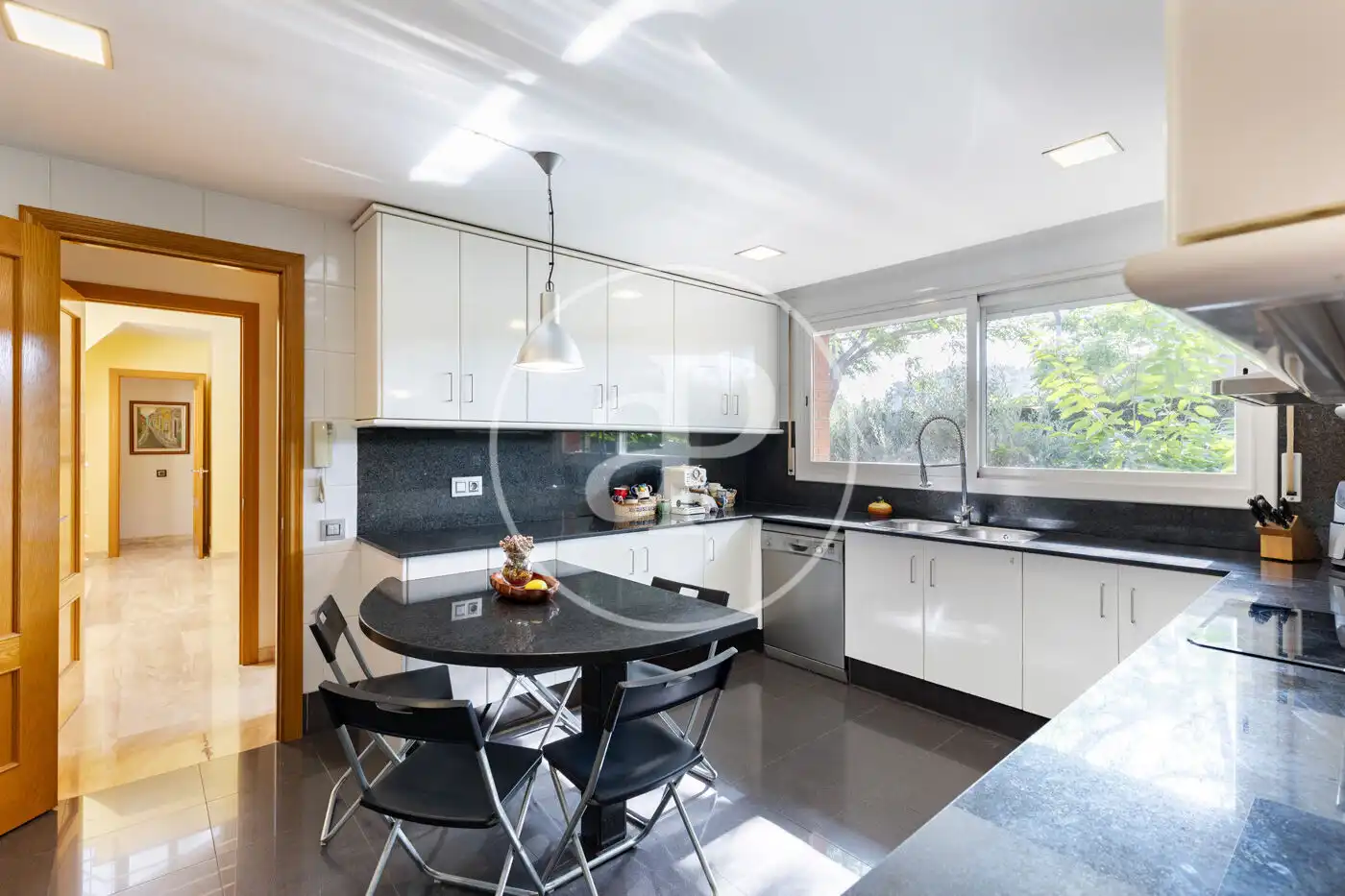 Kitchen of Houses for sale in Sant Cugat del Vallès  with Air Conditioner, Heating and Private garden