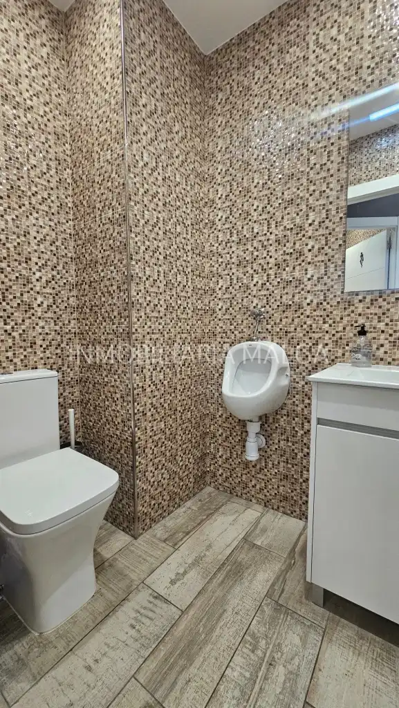 Baño de Local de alquiler en Colunga con Terraza y Amueblado