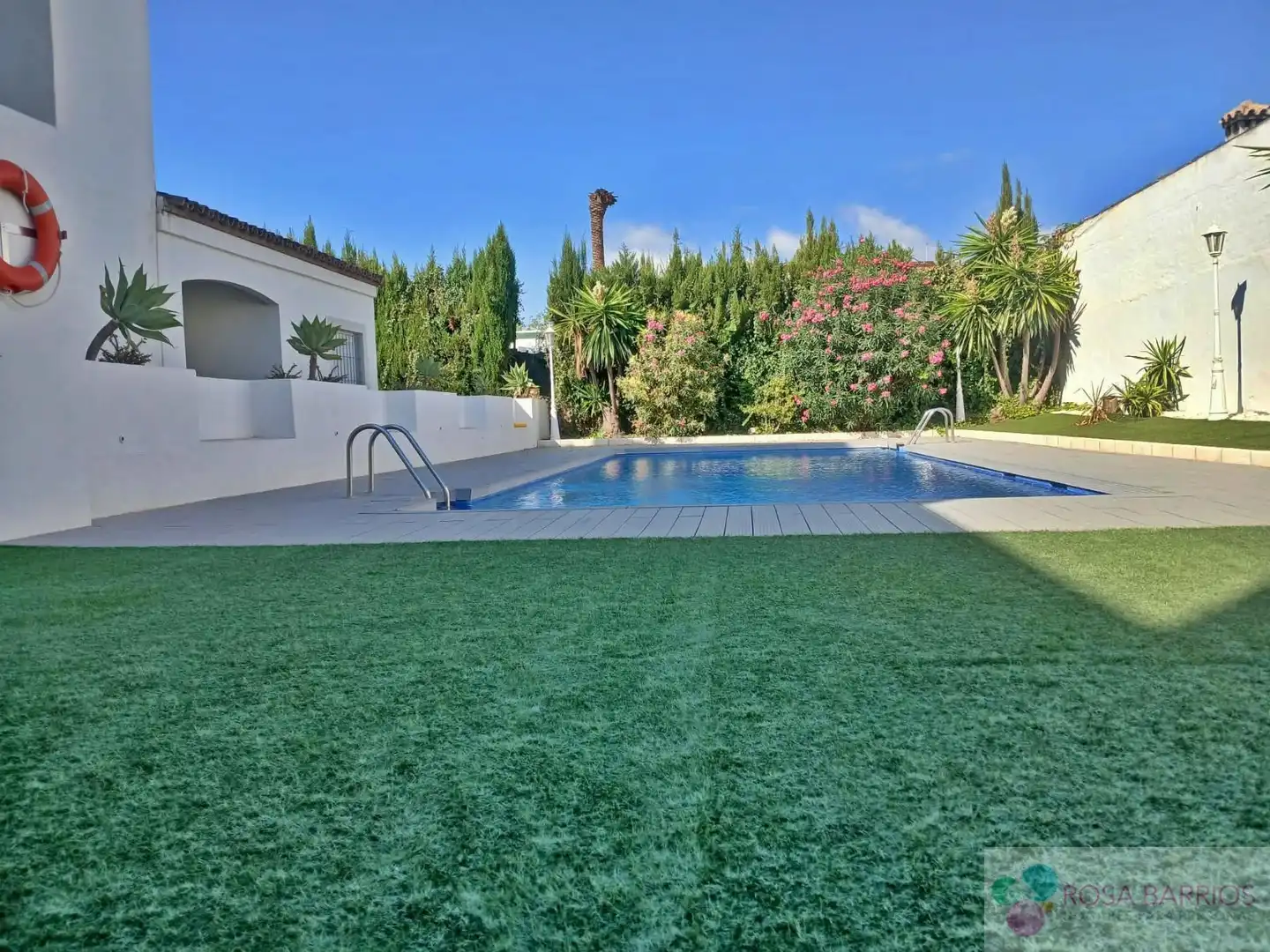 Pis amb piscina en venda a San Pedro de Alcántara