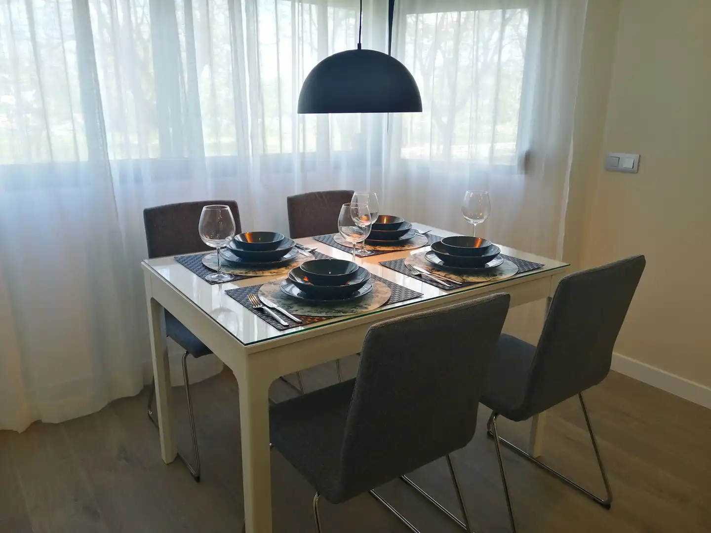 Apartamento de alquiler en Calle Administrador Gutierrez Anaya, Parque Alcosa
