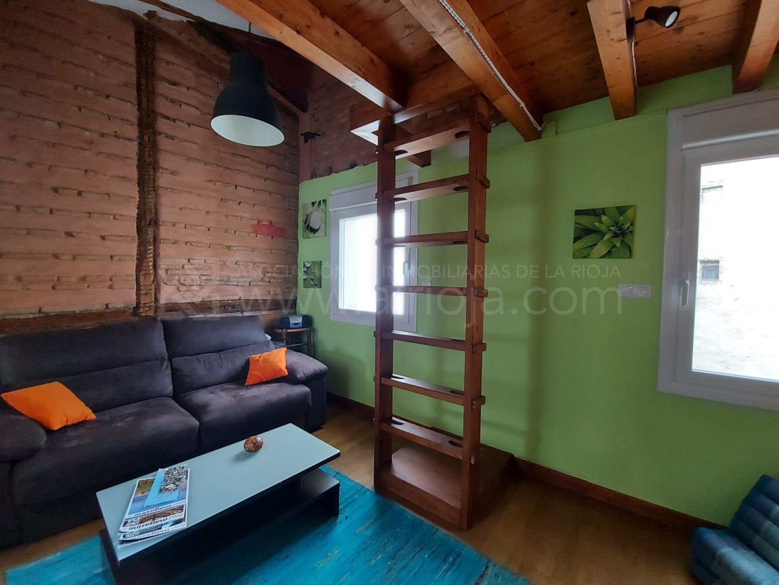 Living room of Attic for sale in  Logroño  with Heating, Terrace and Furnished