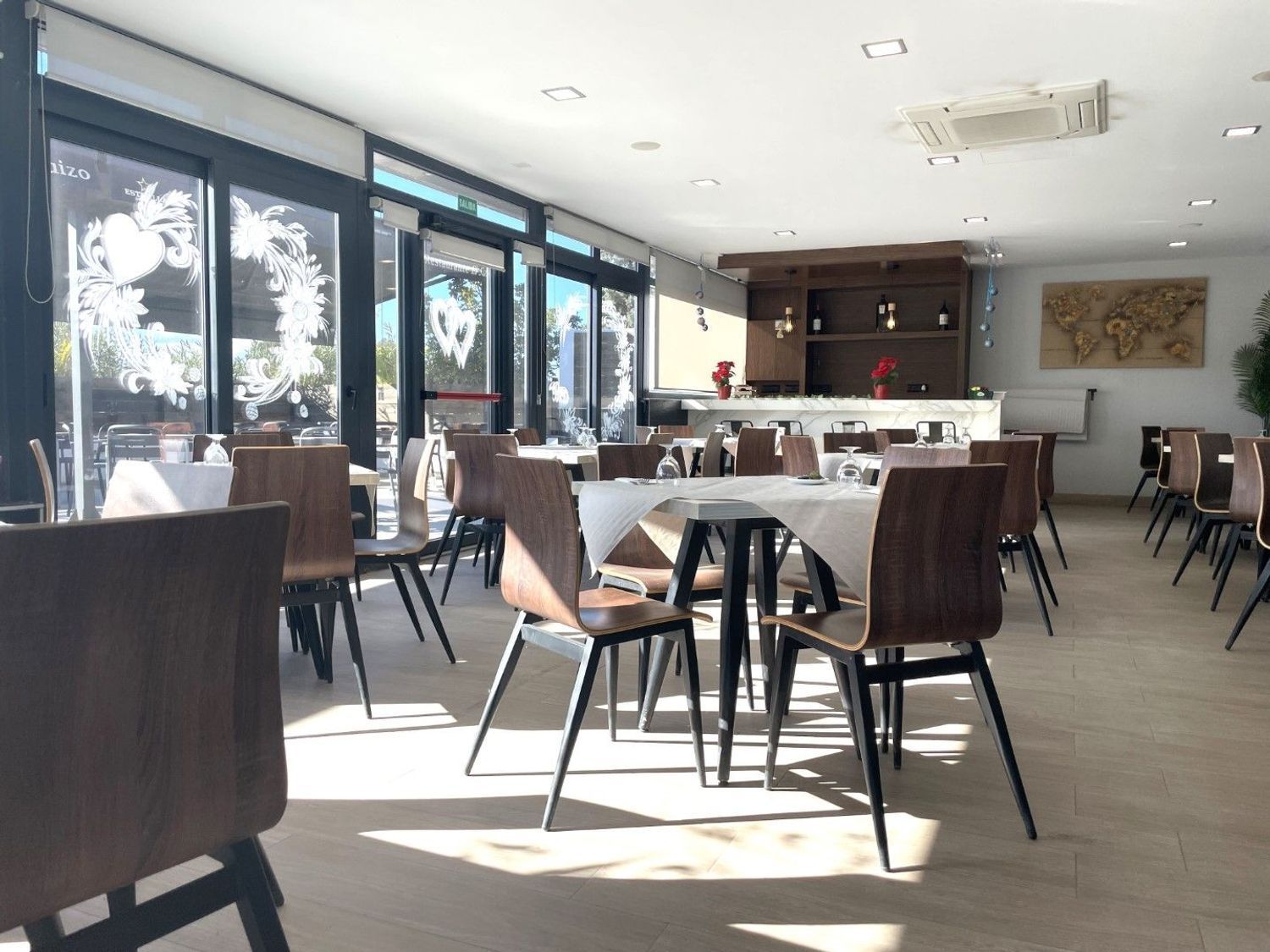 Premises for sale in Garrucha  with Air Conditioner and Furnished