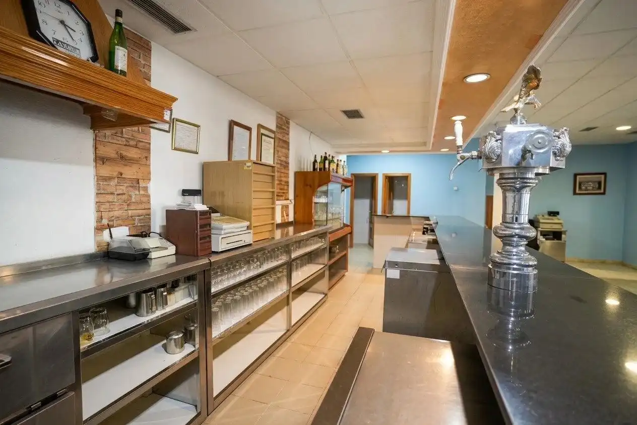 Cocina de Local en venta en Guadiana, Badajoz