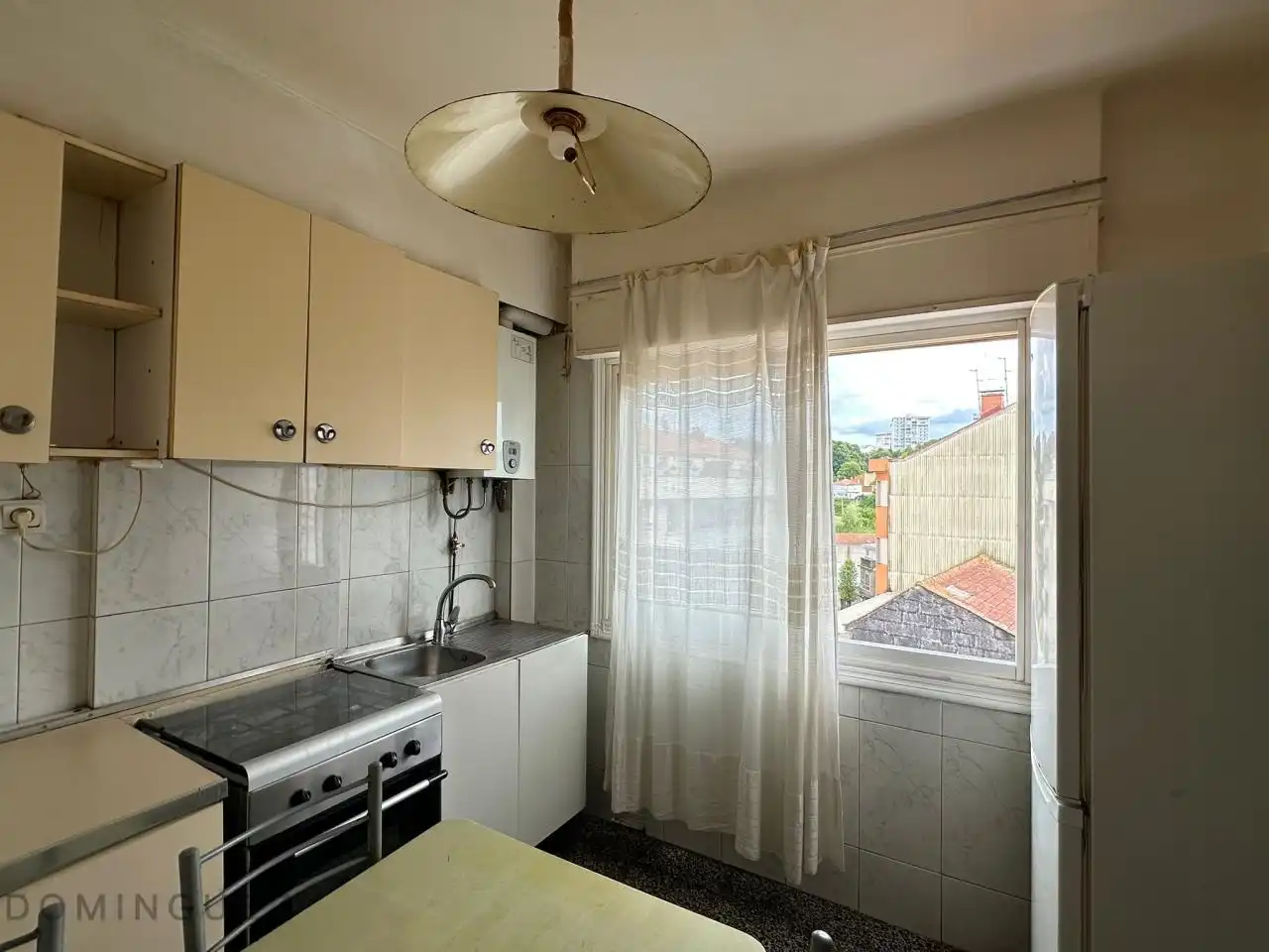 Cocina de Piso en venta en Vigo  con Calefacción