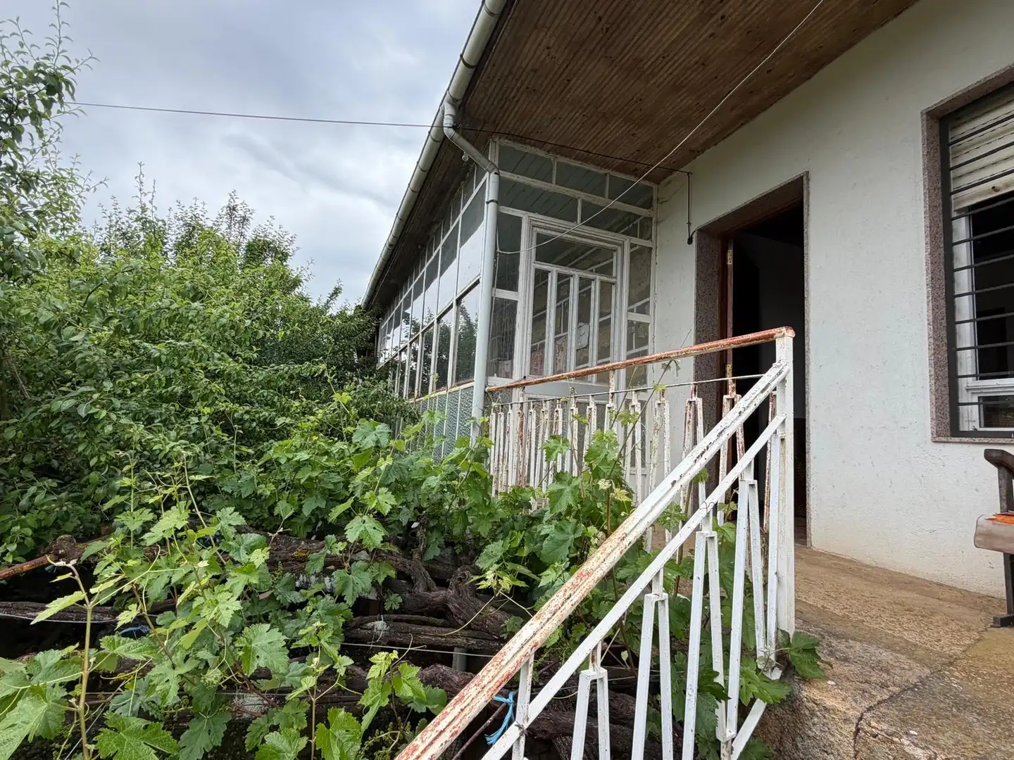 Vista exterior de Casa adosada en venta en Cartelle con Jardín privado, Amueblado y Balcón