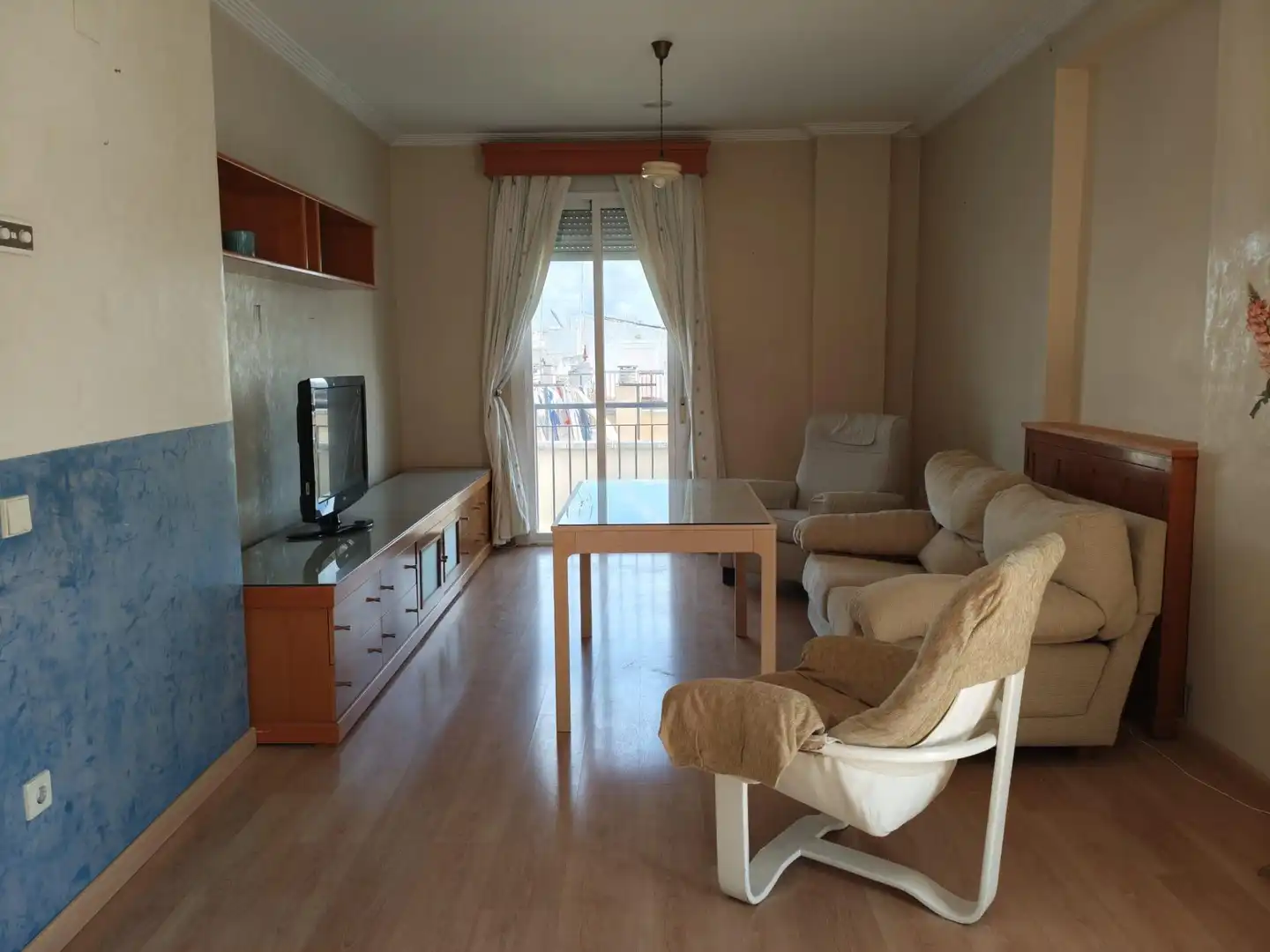 Sala de estar de Piso en venta en Sevilla con Balcón y Jacuzzi