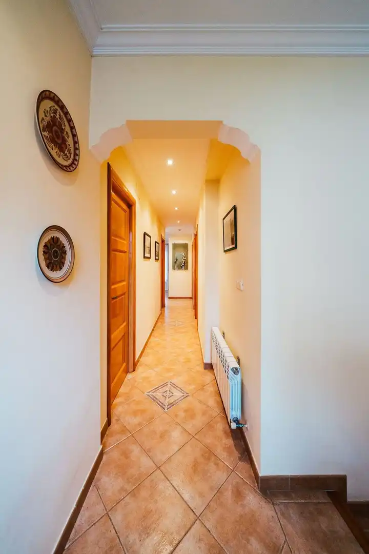 Country house zum Verkauf in Muskiz mit Privatgarten, Terrasse und Balkon