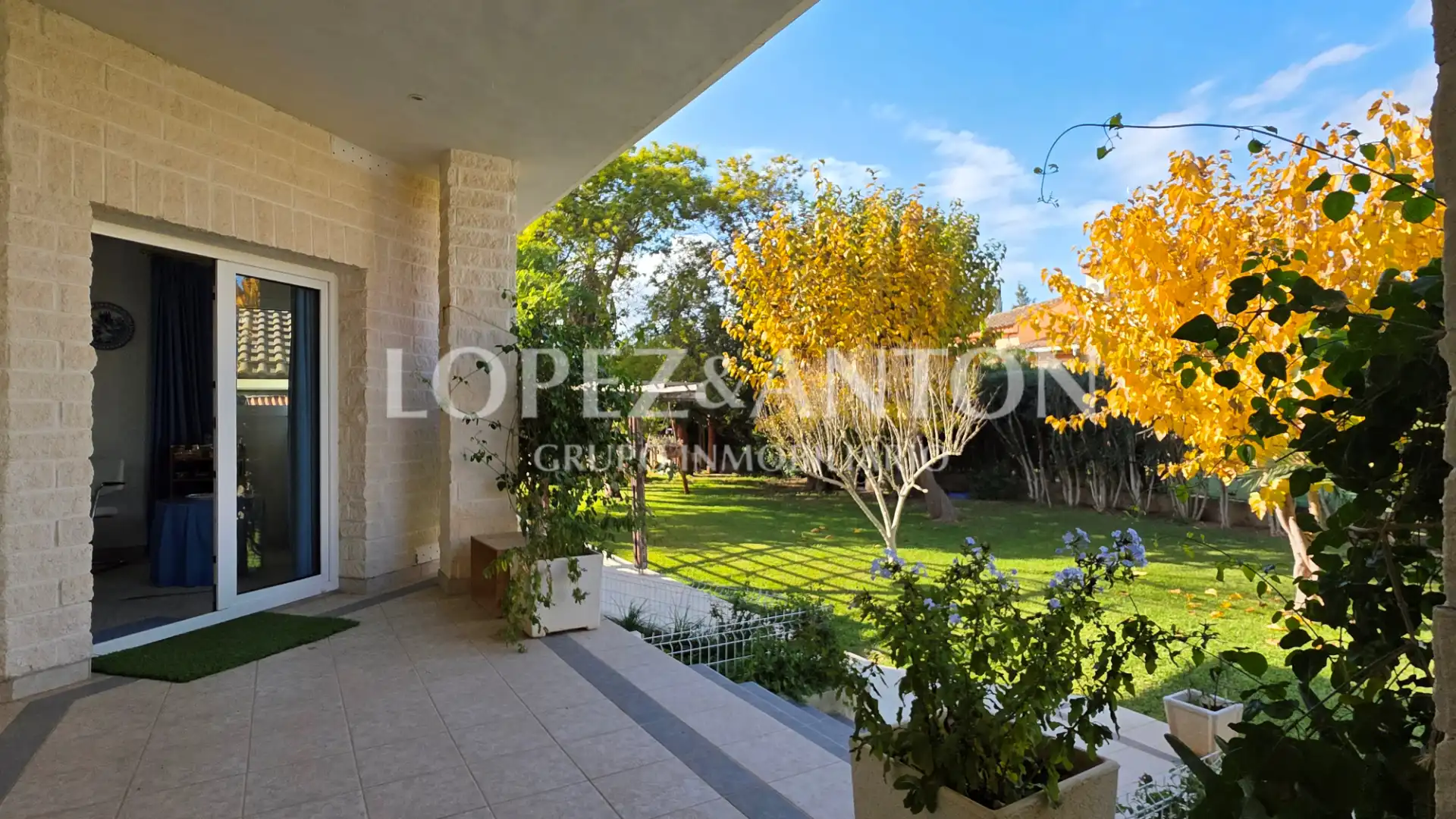 Garden of Houses for sale in L'Eliana  with Air Conditioner, Private garden and Terrace