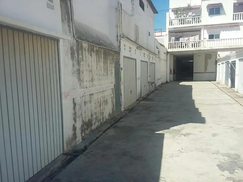 Parking de Local en venta en El Real de Gandia
