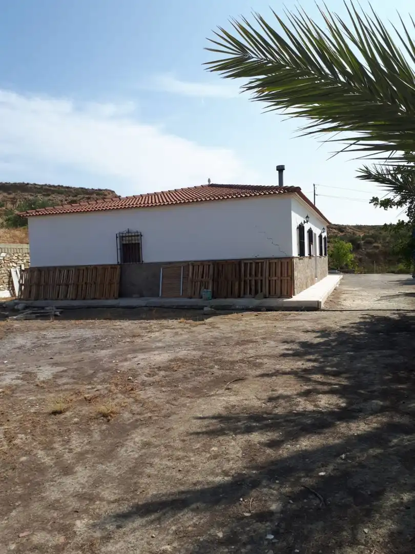 Landhaus mit Garten zum Verkauf in Serón, imagen 4