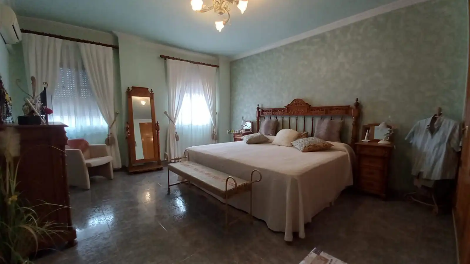 Dormitori de Casa adosada en venda en La Unión amb Aire condicionat, Calefacció i Jardí privat