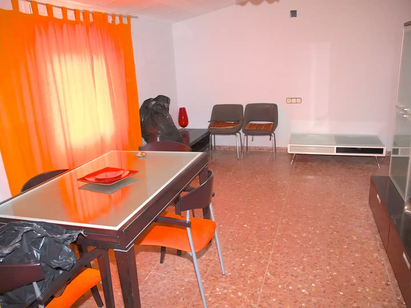 Menjador de Casa o xalet en venda en Terrassa amb Jardí privat, Terrassa i Traster