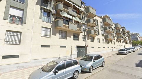 Foto 2 de Piso en venta en Calle Aixa, Mediterráneo - Ronda Lindaraja, Atarfe