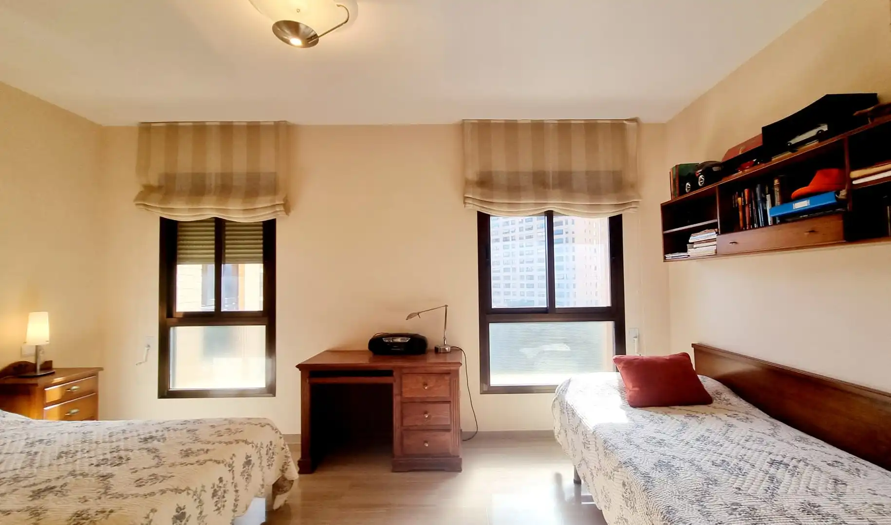 Habitación de Ático en venta en Benidorm con Aire acondicionado, Jardín privado y Terraza