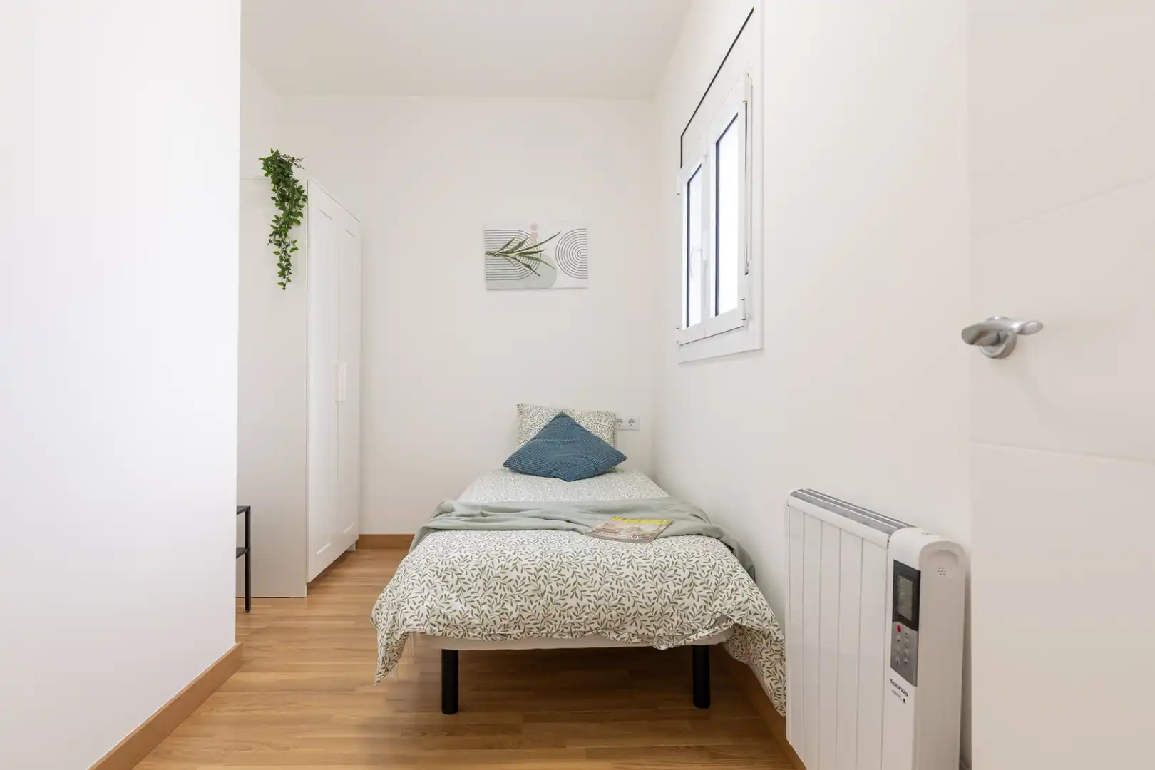 Bedroom of Flat for rent in Terrassa  with Heating, Parquet flooring and Terrace