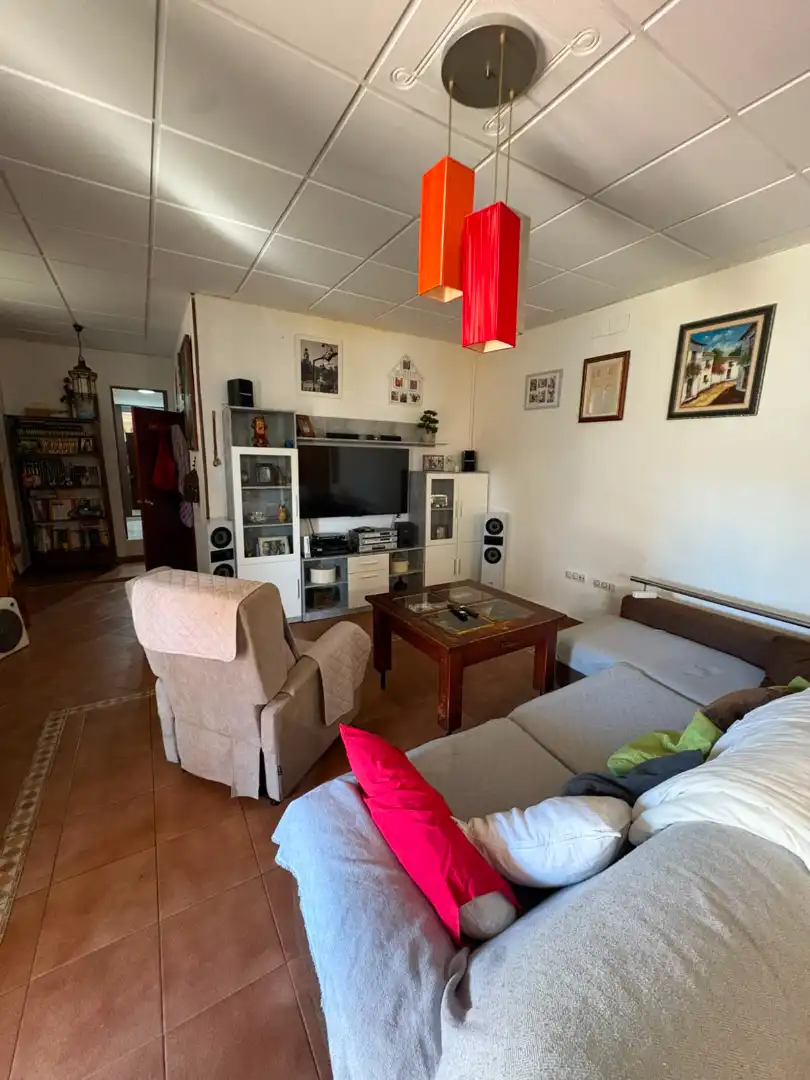 Sala d'estar de Casa o xalet en venda en Sanlúcar de Barrameda amb Jardí privat, Piscina i Moblat