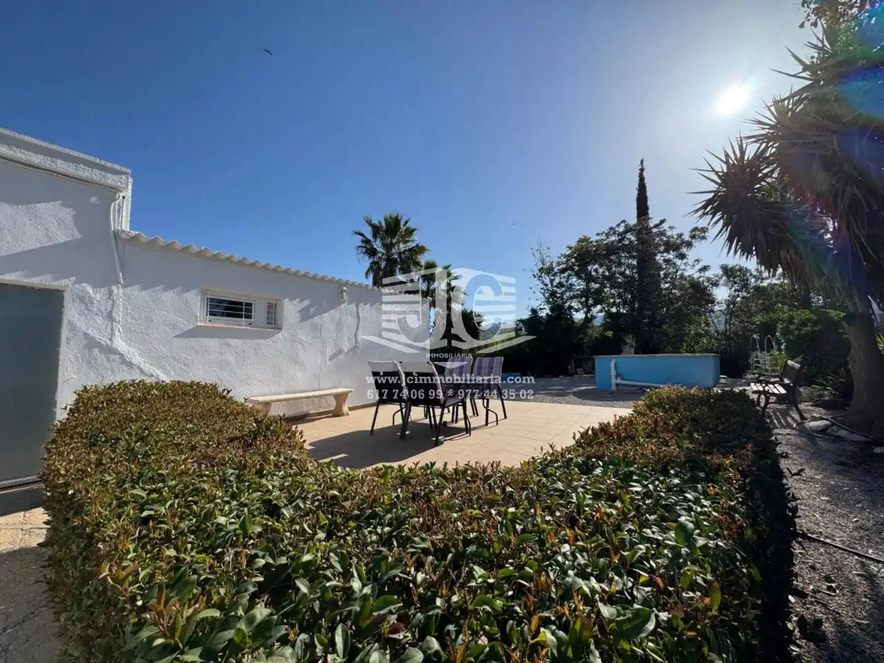 Vista exterior de Casa o xalet en venda en Tortosa amb Aire condicionat, Jardí privat i Parquet