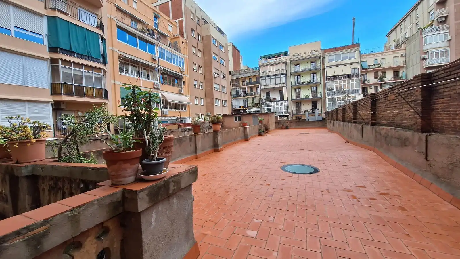 Vista exterior de Piso de alquiler en Eixample