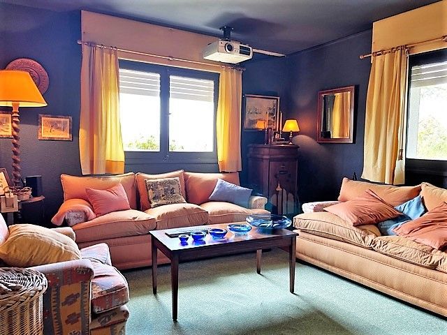 Sala d'estar de Casa o xalet en venda en Getxo  amb Jardí privat i Terrassa