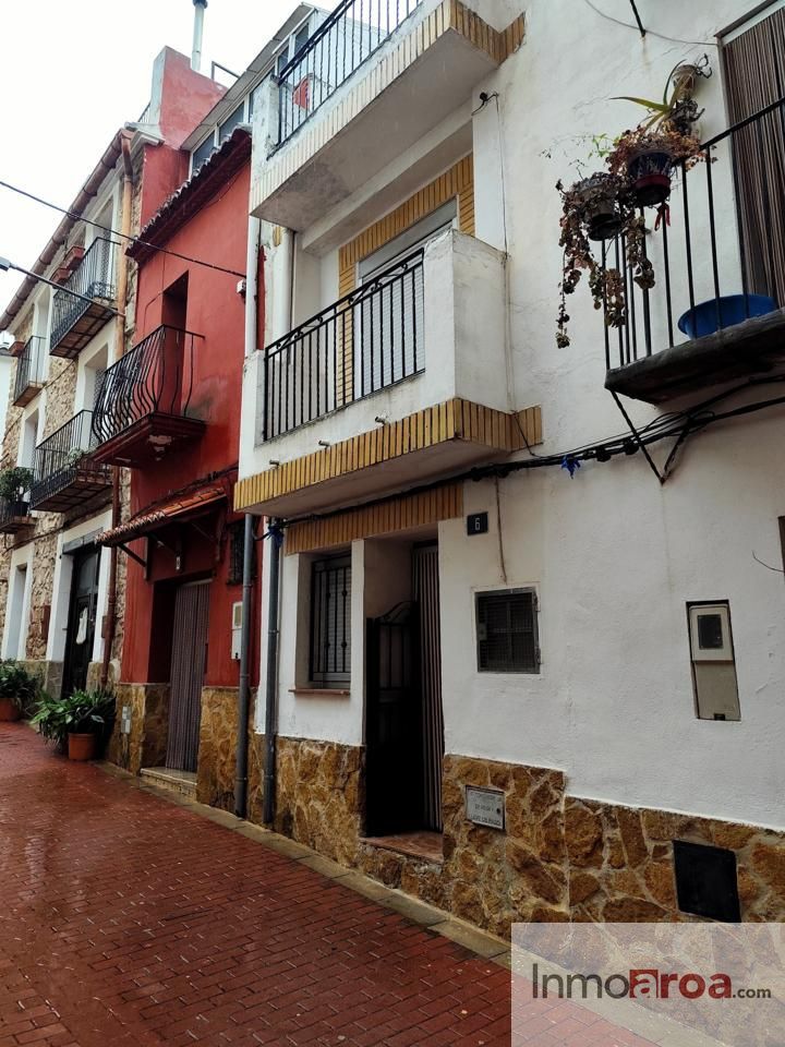 Vista exterior de Casa o xalet en venda en Gátova amb Terrassa